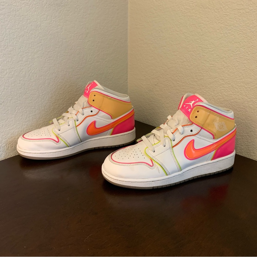 Nike Air Jordan 1 Mid GS Edge Glow Pink Orange Yellow Multicolor CV4611-100 7Y I